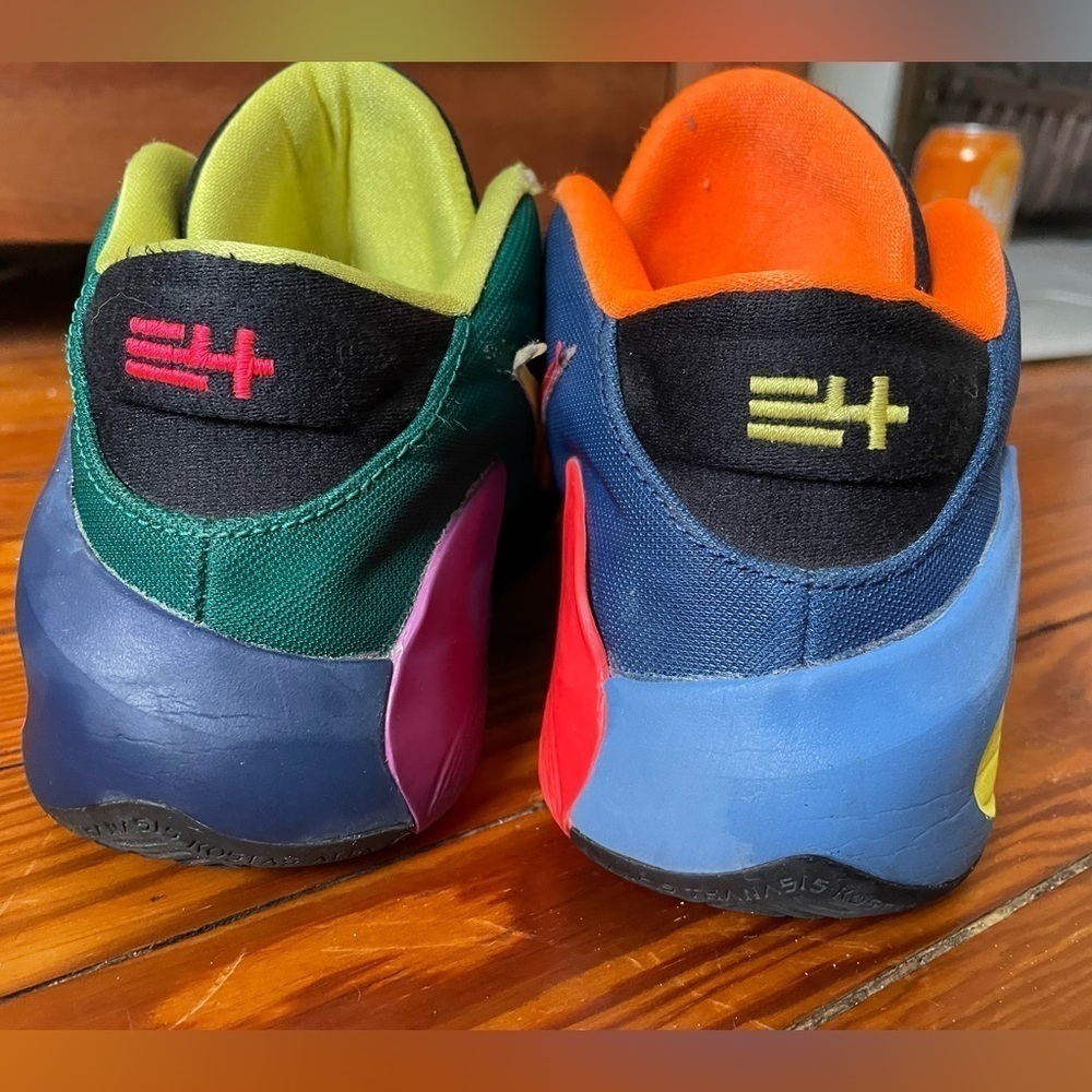 Nike Zoom Freak, kids 6, multicolor mid-rise basketball running active sneakers - Picture 7 of 13